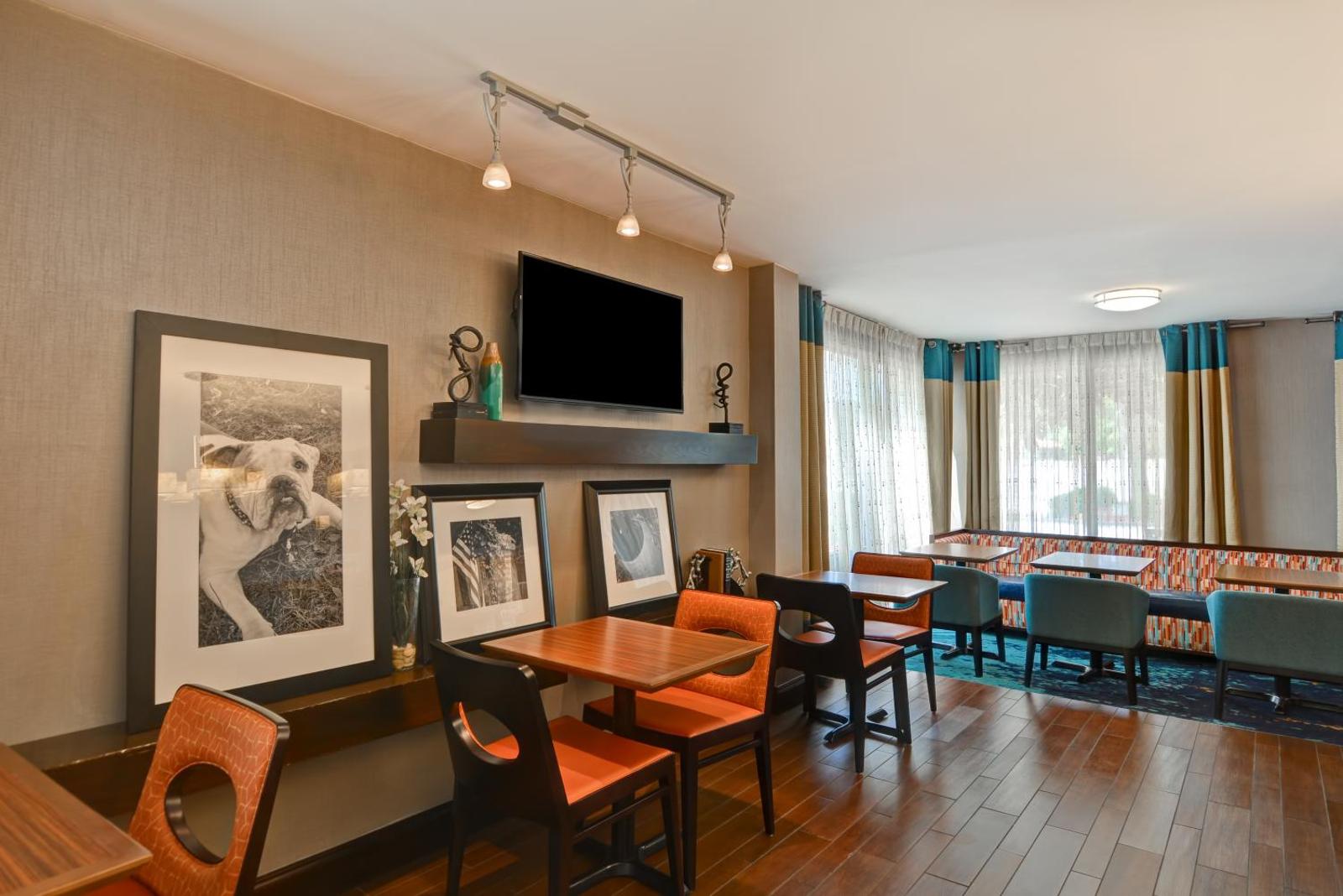Hampton Inn By Hilton Columbia-I-26 Airport Area